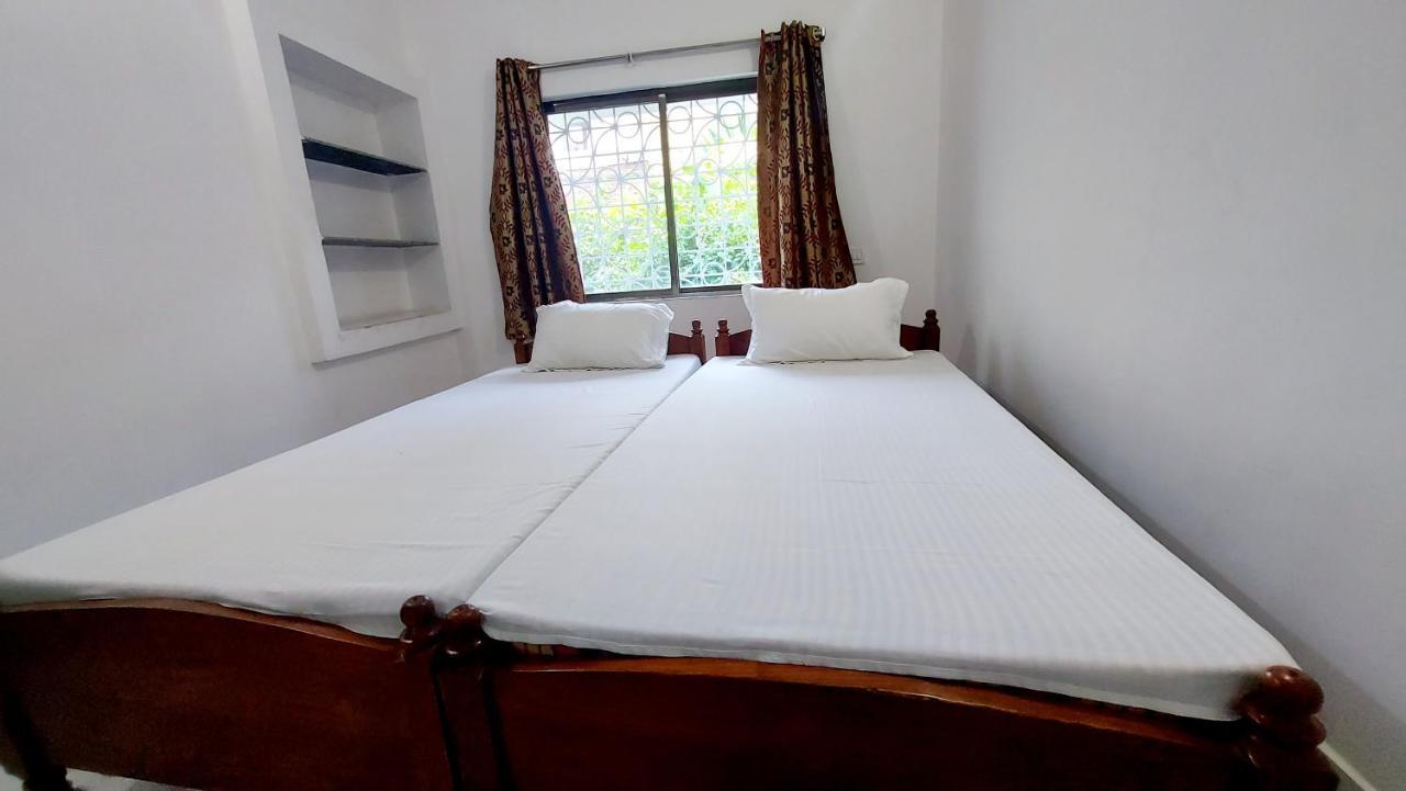 Nilam Guest House Бодх Гая Екстериор снимка