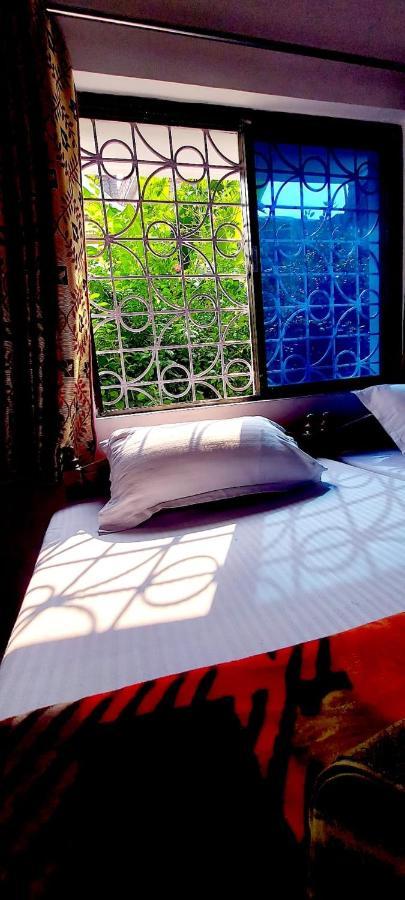 Nilam Guest House Бодх Гая Екстериор снимка